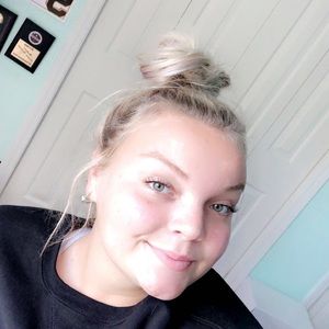 Meet your Posher, Sophia